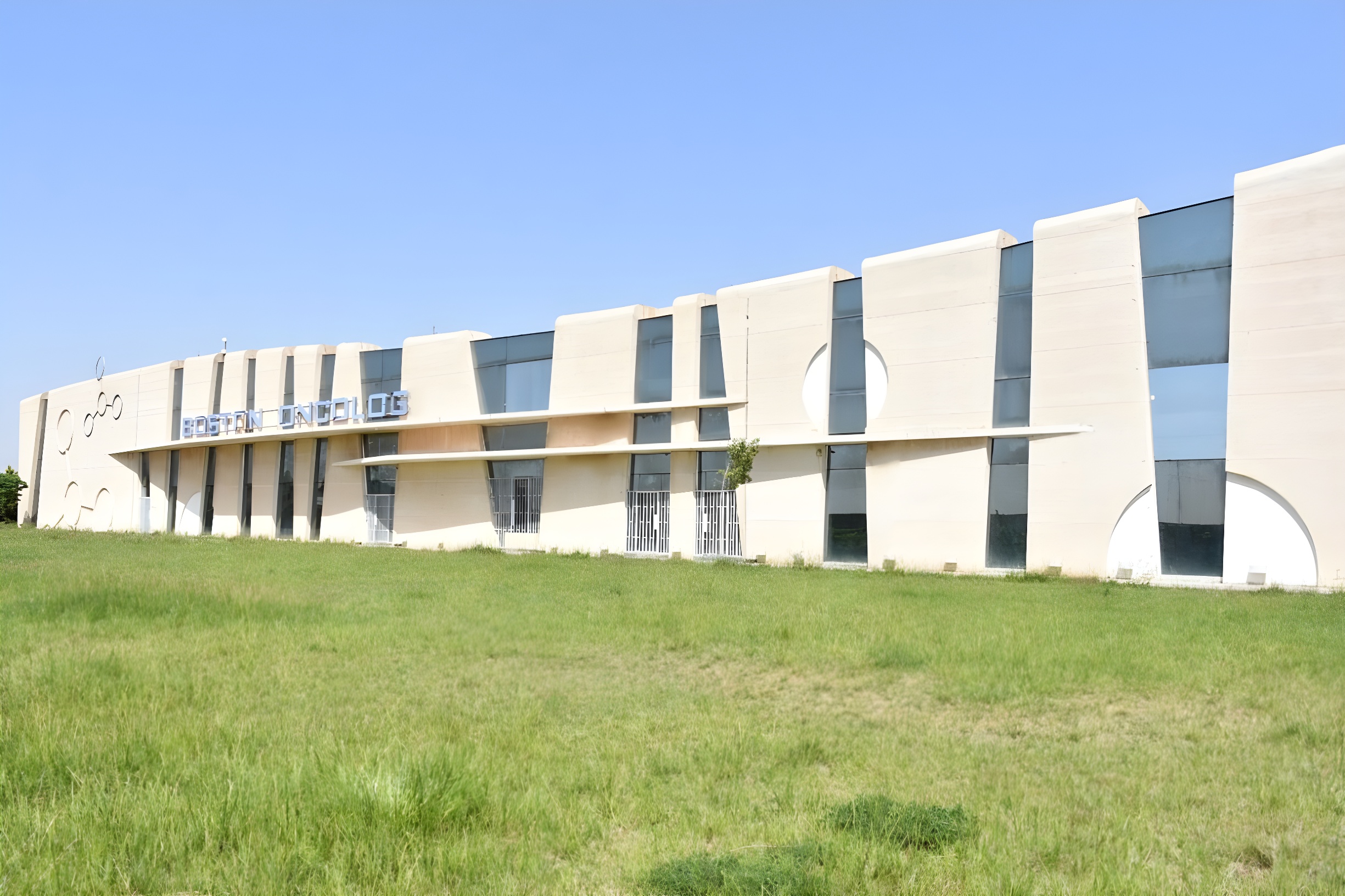 Boston Pharmaceuticals & Oncology Sciences Manufacturing Facility